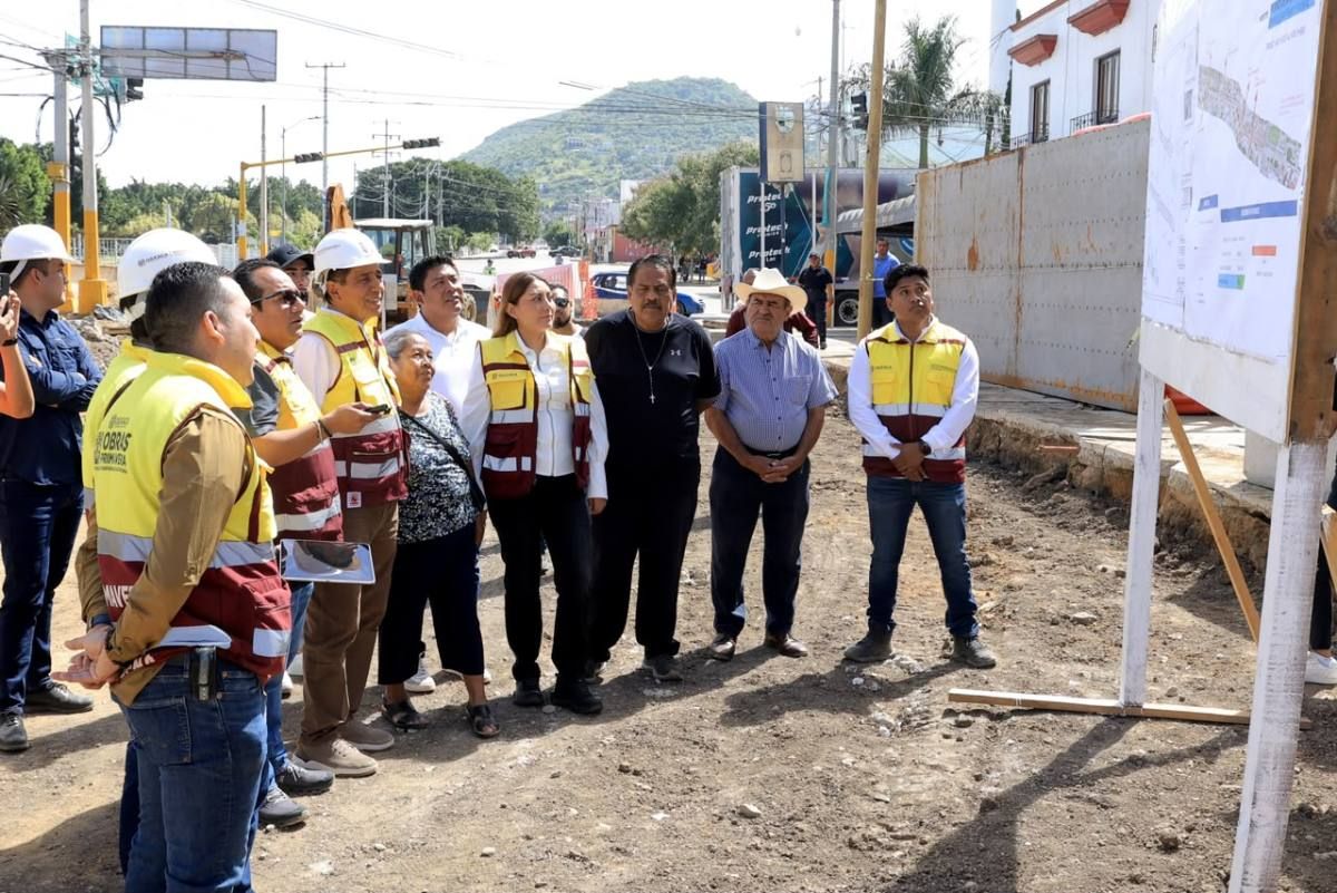 Supervisan obras de modernización en la avenida del Rosario en Oaxaca