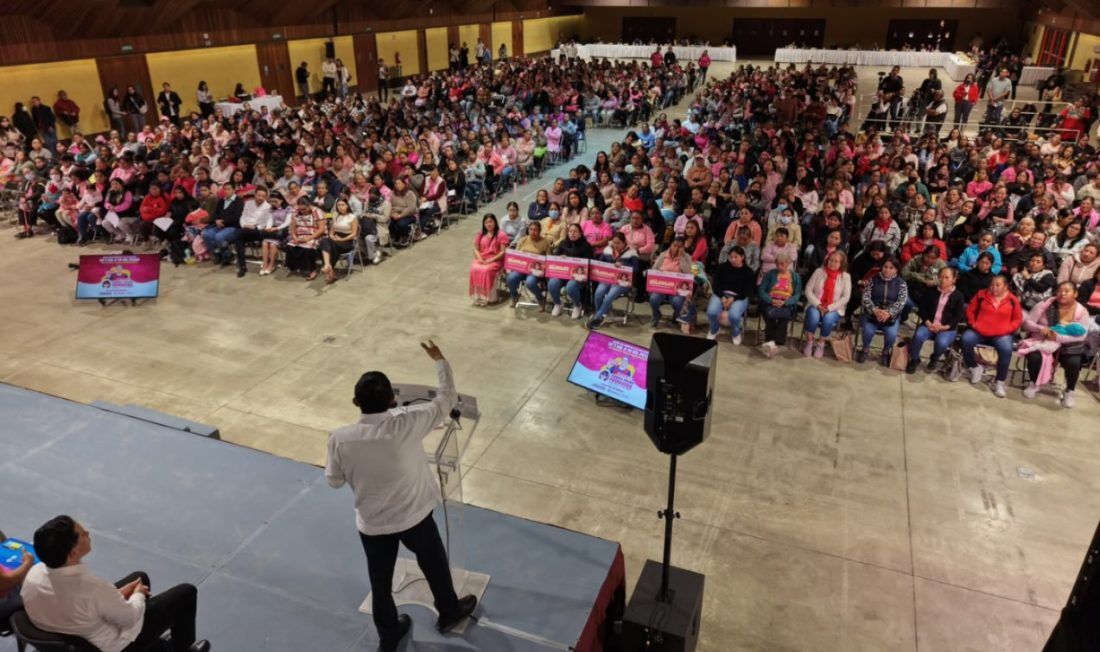 Impulso a emprendedoras: Oaxaca entrega más de 900 microcréditos sin intereses mediante Tandas Mujer Primavera