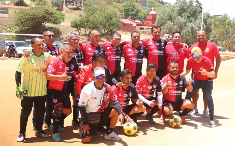 La Liga de Futbol 7 El Mogote definirá a su campeón de veteranos en Santa Cruz Xoxocotlán